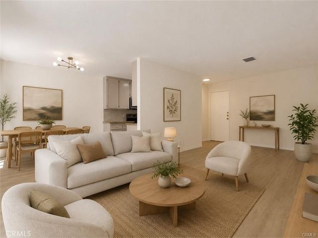 7300 Franklin Avenue # 354, Los Angeles