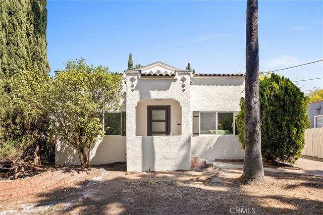 1379 E Elizabeth Street, Pasadena