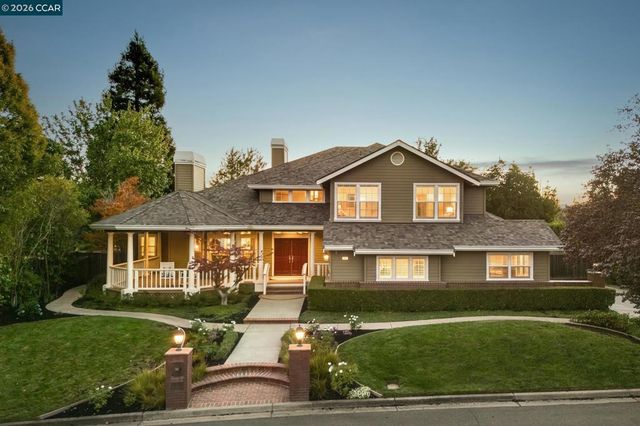11 Hunters Ter, Danville