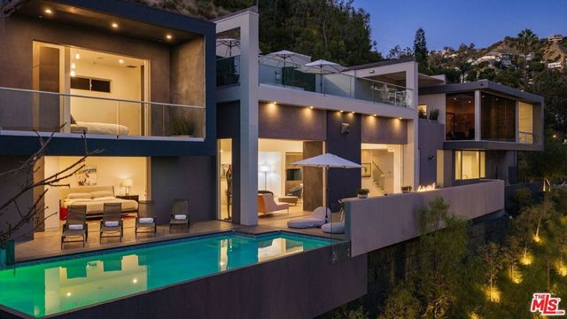 1489 Stebbins Terrace, West Hollywood