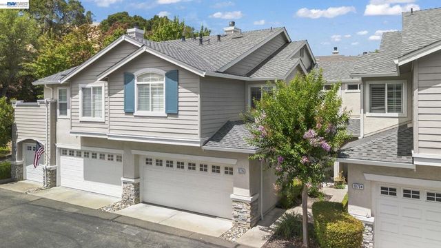 10706 Ian Ln, Dublin