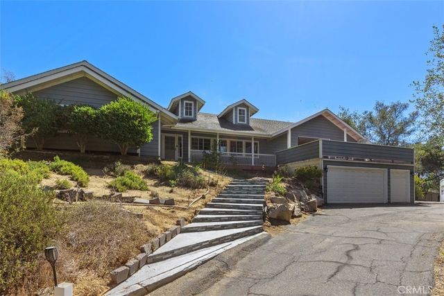 1619 Ranchwood Lane, Fallbrook