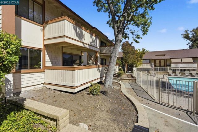 100 Kinross Dr # 45, Walnut Creek