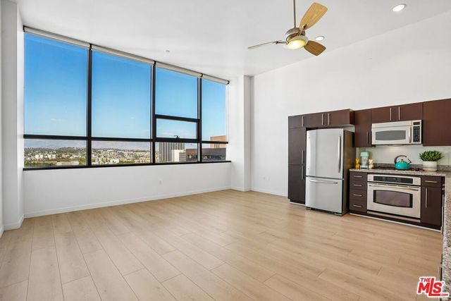 1100 Wilshire Boulevard # 1804, Los Angeles
