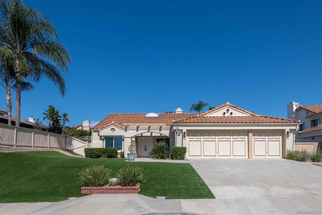 4008 Via De La Paz, Oceanside