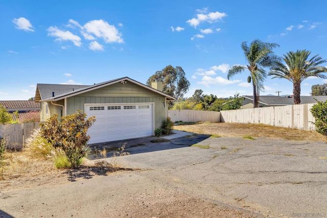 477 Rancho Vista, Vista