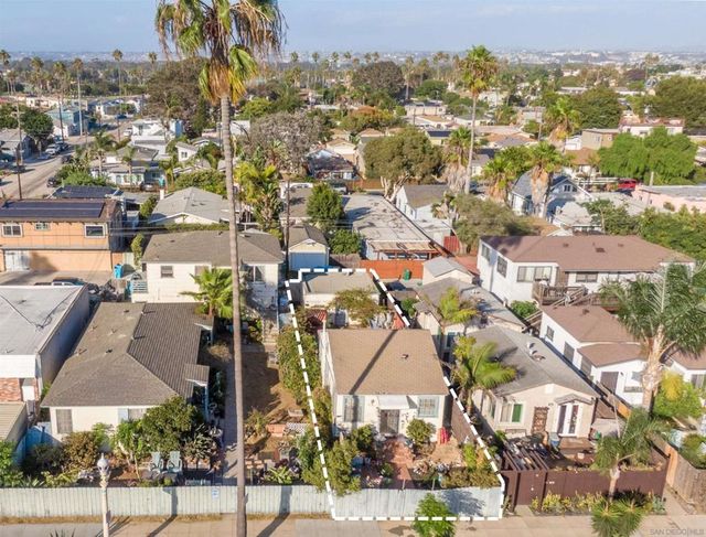 4678 Voltaire St, San Diego