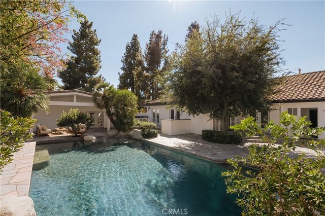 8202 Rhea Avenue, Reseda