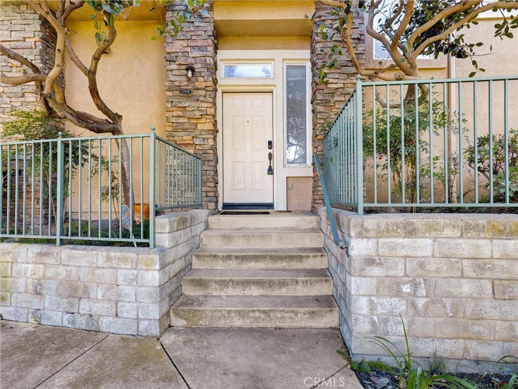 17801 Ash Court # T, Carson