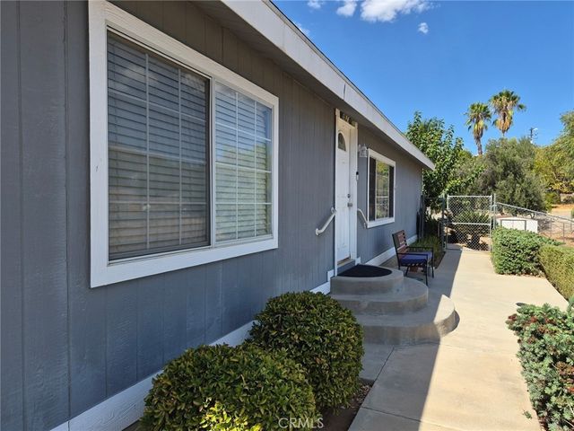 23938 San Jacinto, Canyon Lake