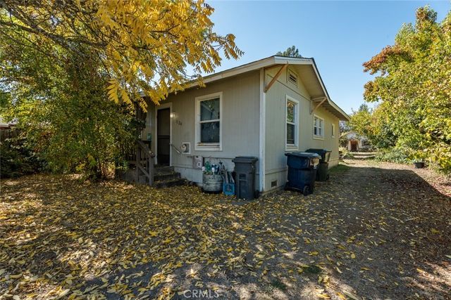 1124 Locust Street, Willits