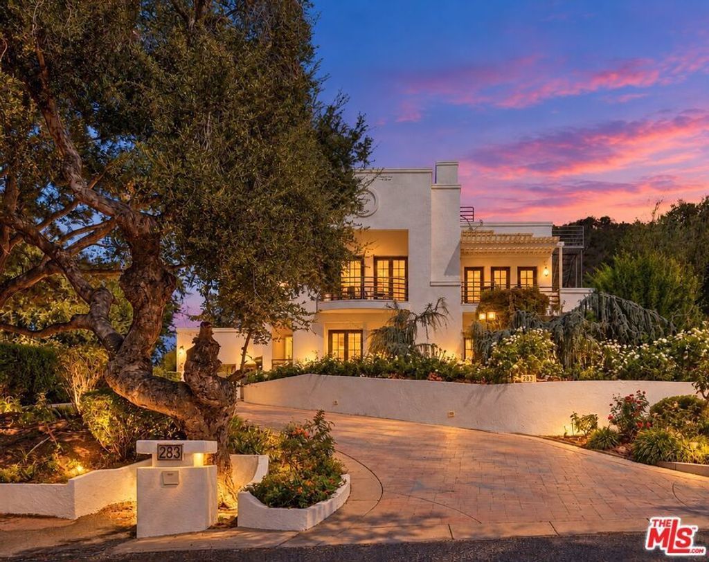 283 Lake Sherwood Drive, Lake Sherwood