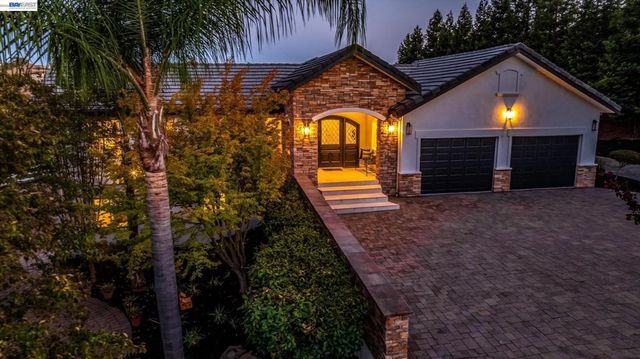 31 Hidden Hills Pl, Danville