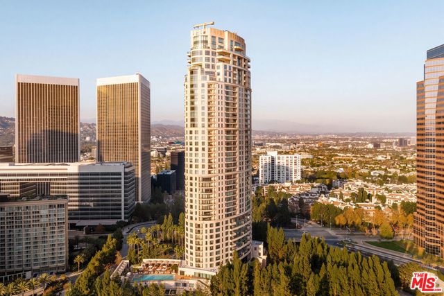 1 W Century Drive # 28b, Los Angeles