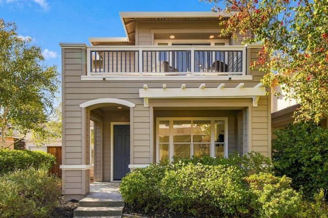 540 Minton Lane, Mountain View