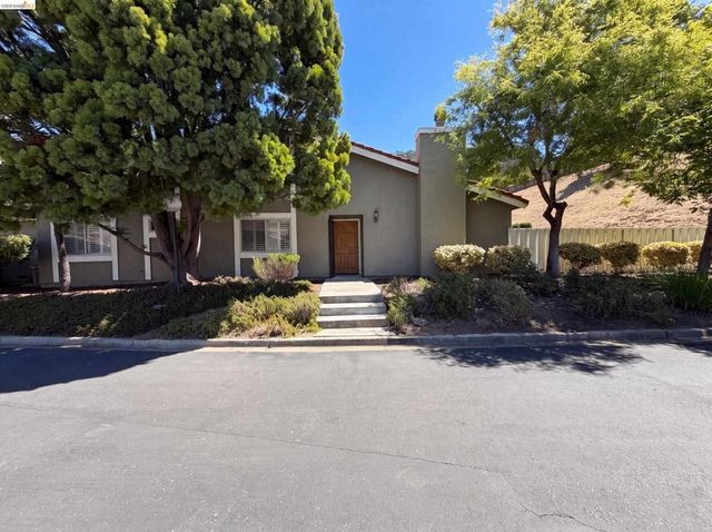 123 Ironwood, Oakland