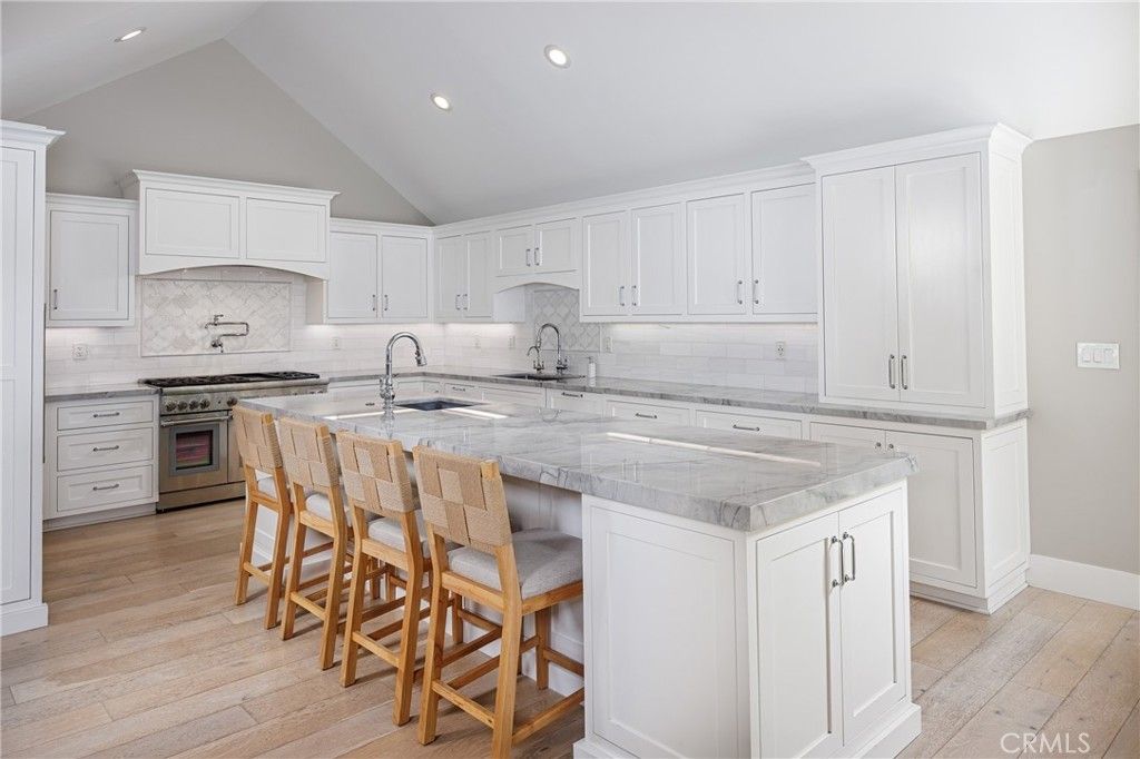 16001 Santa Barbara, Huntington Beach