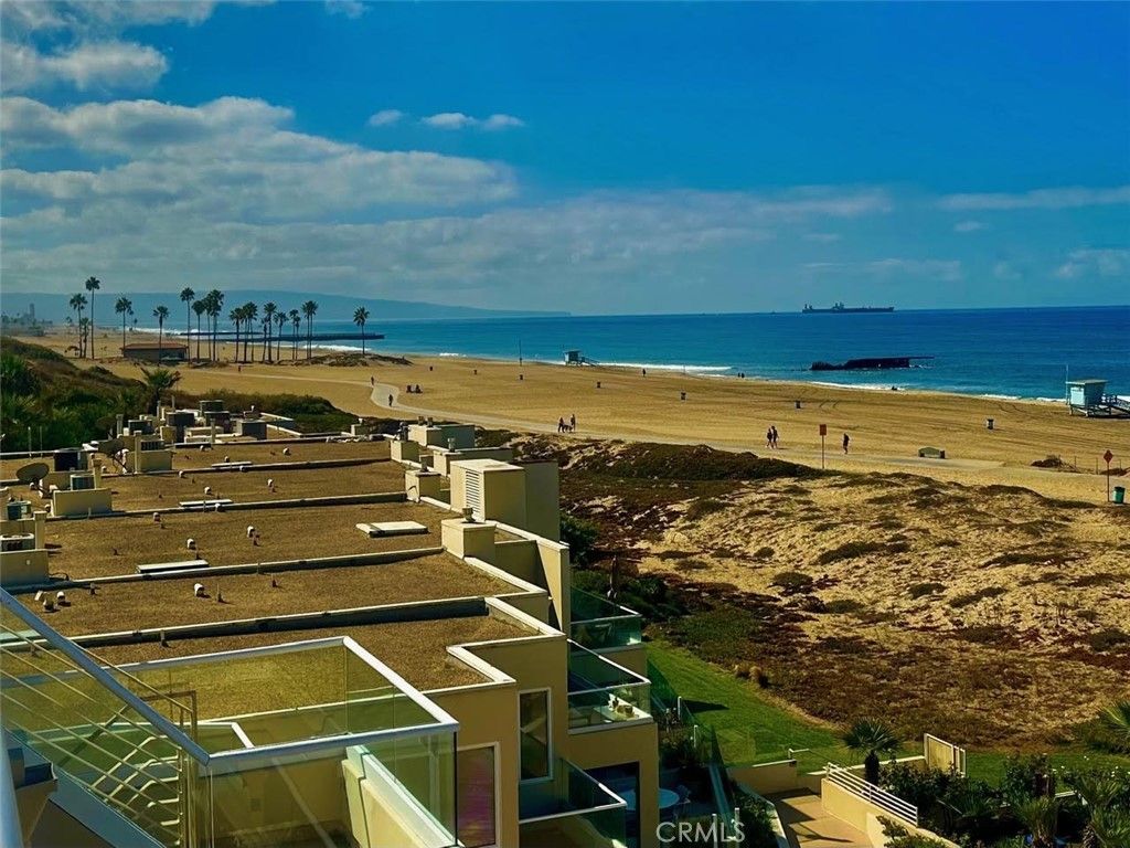 7301 Vista Del Mar # 32, Playa Del Rey