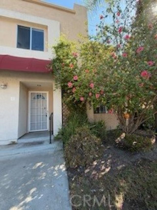 621 W Fletcher, Orange
