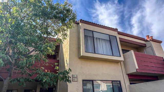 3833 Milton Ter, Fremont