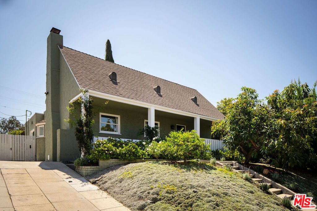 1012 S Longwood Avenue, Los Angeles