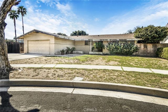 9501 Lubao Avenue, Chatsworth