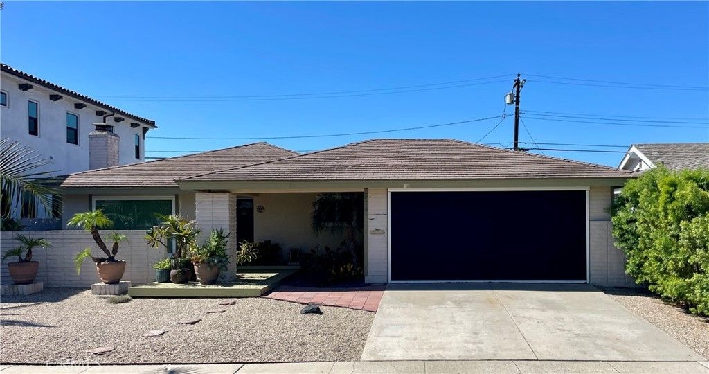22181 Malibu Lane, Huntington Beach