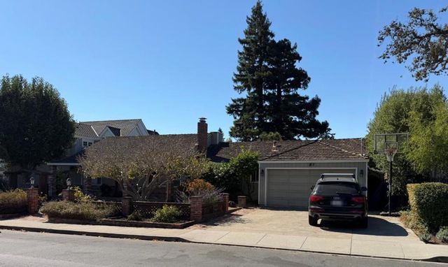 1376 Cedar Street, San Carlos
