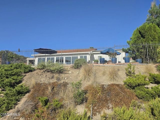 32458 Saddle Mountain Drive, Westlake Village