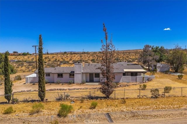713 Delgada Avenue, Yucca Valley