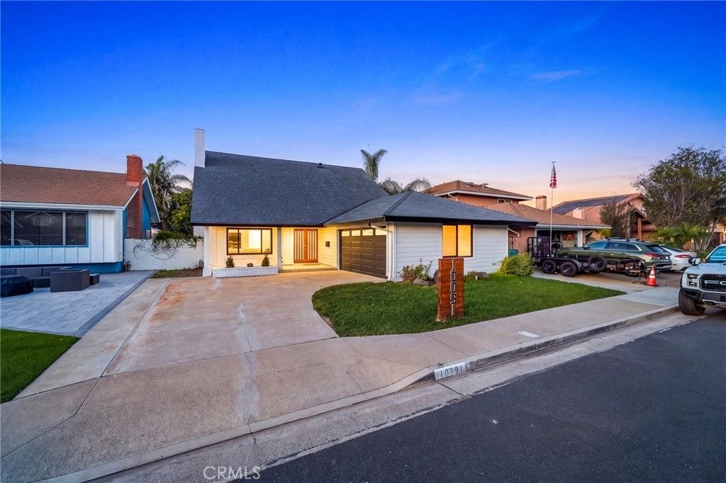 10091 Edye Drive, Huntington Beach