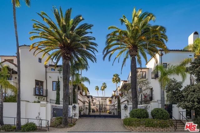 11937 W Sunset Boulevard # 4, Los Angeles