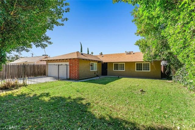 7023 De Celis, Van Nuys