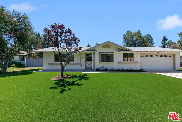 22848 Cohasset Street, West Hills