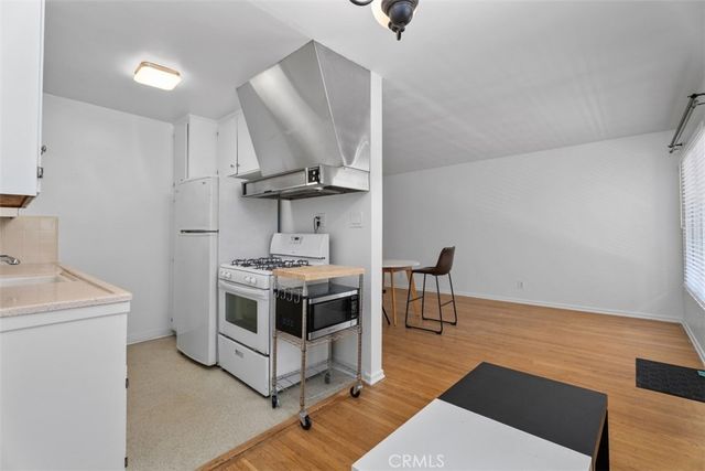 1015 E. Ocean Blvd. # 4, Long Beach