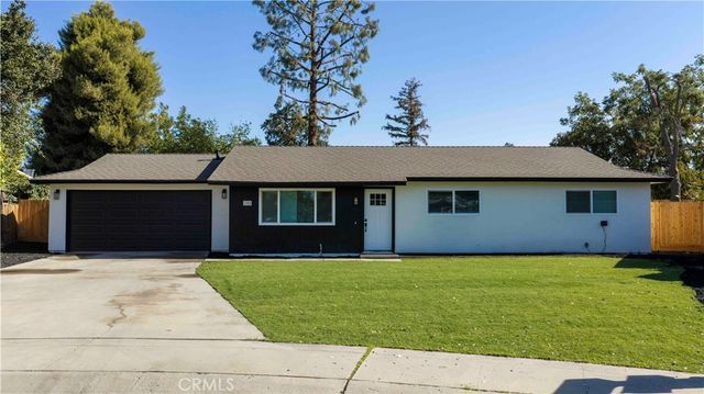 1924 S Tipton Court, Visalia