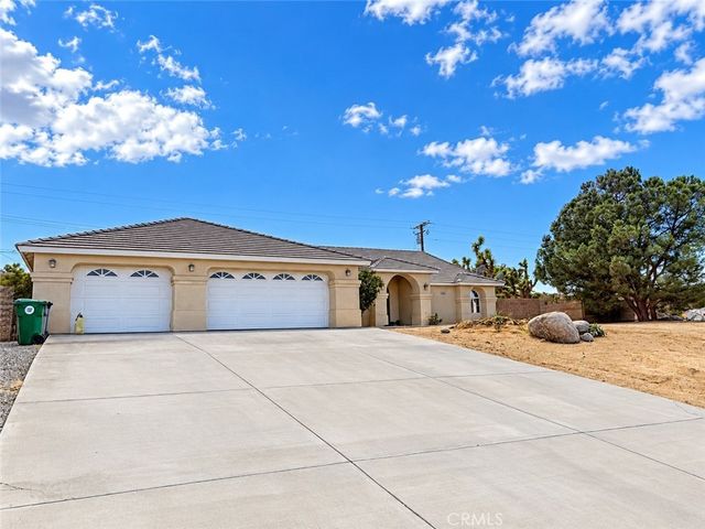 56459 Desert Gold, Yucca Valley