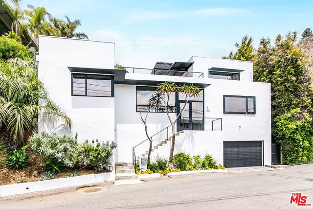 9323 Flicker Way, West Hollywood