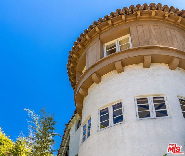 6727 Milner Road, Los Angeles