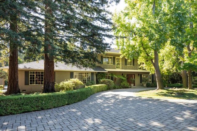 98 Rebecca Lane, Atherton