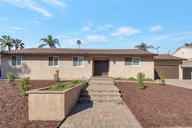 11149 Chimineas Avenue, Porter Ranch