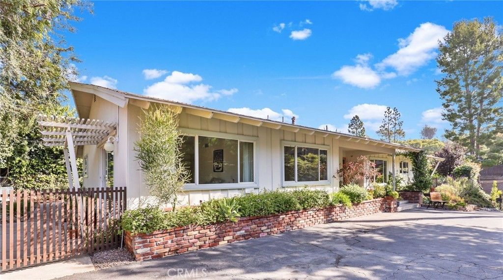 1425 Longview, Fullerton