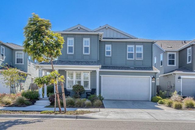 236 Bungalow Court, Marina