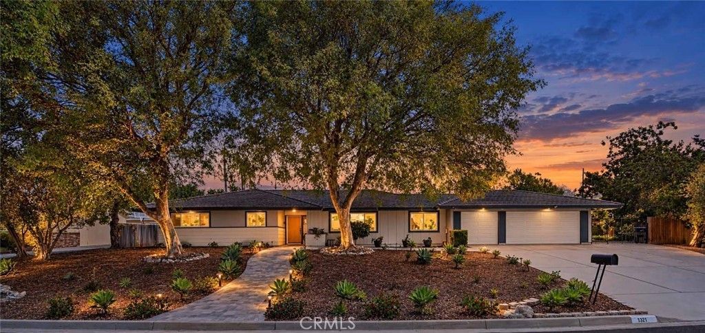 1321 El Finito Way, North Tustin