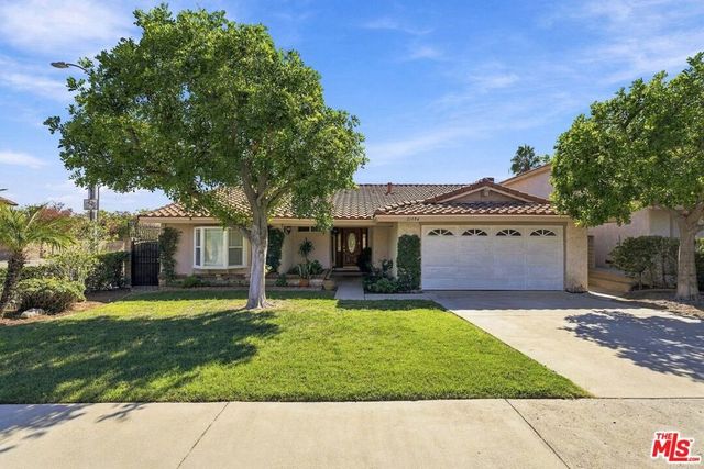21404 Germain Street, Chatsworth