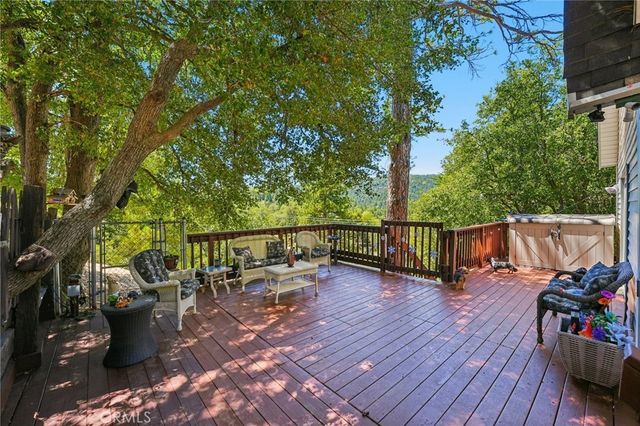 463 Delle Drive, Crestline