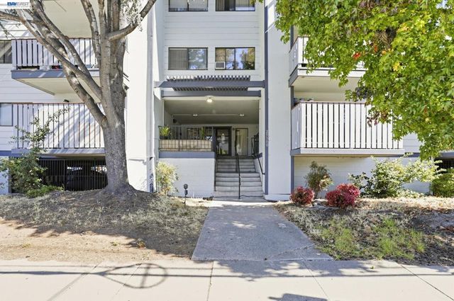 29300 Dixon St # 101, Hayward