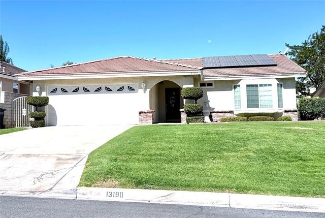 13190 Palos Grande, Victorville