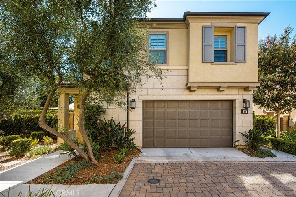 99 Lavender, Lake Forest