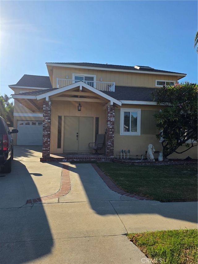 11101 Essex Drive, Los Alamitos